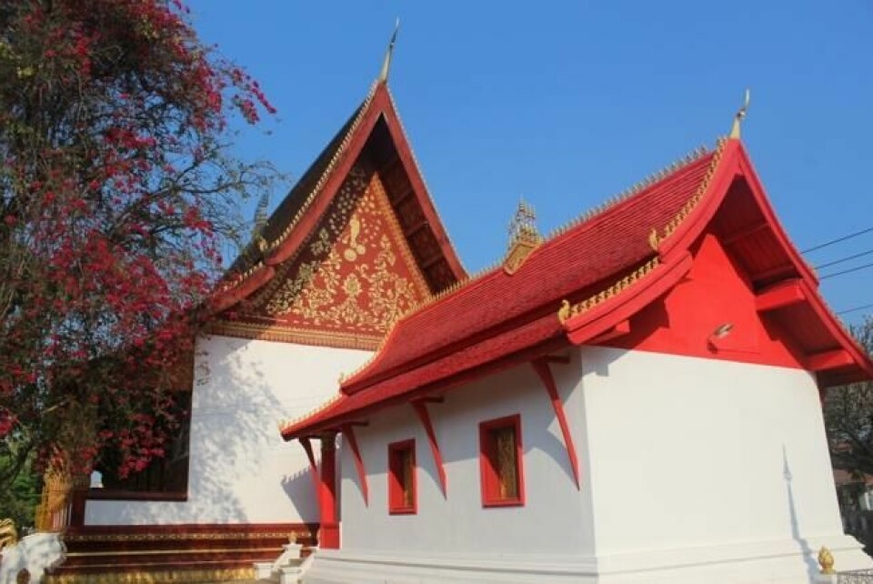 Det vakre tempelet Wat Manorom. Det vakre tempelet Wat Manorom. Foto: Elisabeth Bergskaug/ABC Nyheter