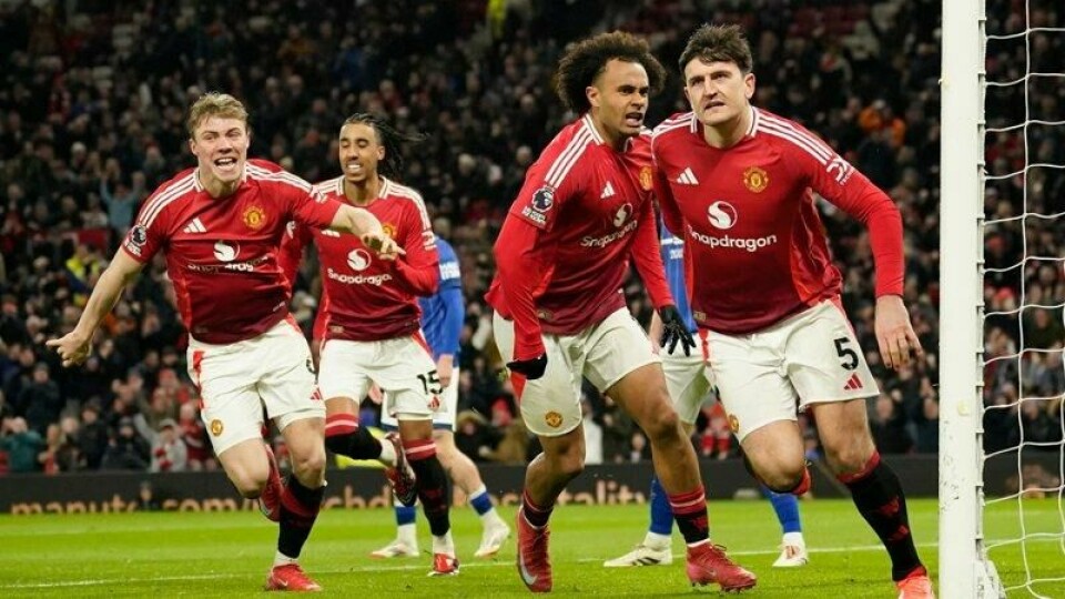 Harry Maguire jubler etter å ha nikket inn 3-2-målet for Manchester United i hjemmekampen mot Ipswich.