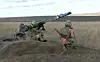 Ukrainske soldater skyter med amerikanske Javelin-missiler i Donetsk-regionen. Vestlige våpen spilerl trolig en avgjørende rolle i krigen. Foto: AP