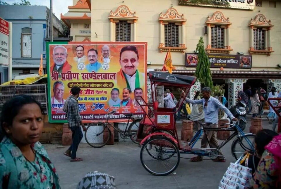 Modi blir sittende som statsminister i India i en ny periode, men må se til ulike samarbeidspartnere for å få flertall i parlamentet. Modi blir sittende som statsminister i India i en ny periode, men må se til ulike samarbeidspartnere for å få flertall i parlamentet. Foto: Showkat Nanda
