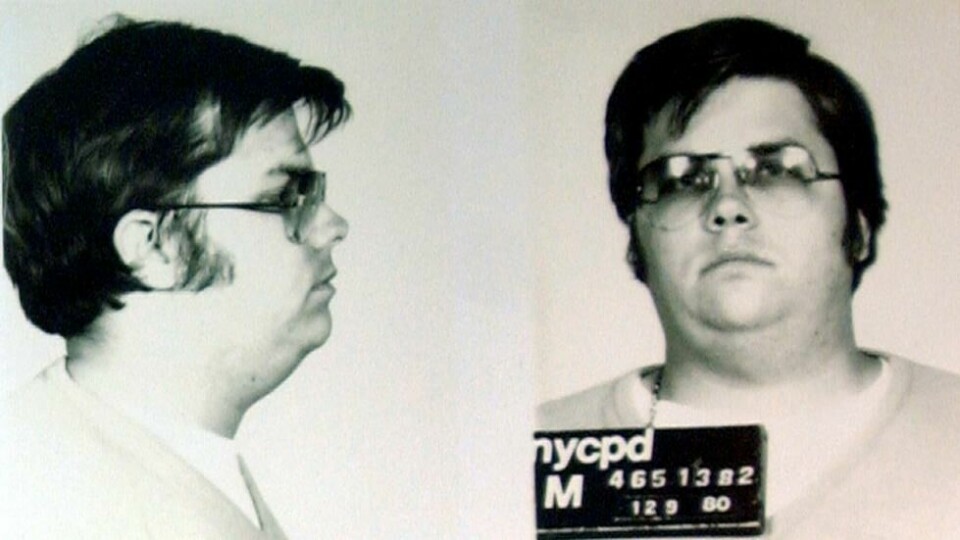 Bilde fra arrestasjonen av Chapman 8. desmeber 1980. Bilde fra arrestasjonen av Chapman 8. desmeber 1980. Foto: Chip East / Reuters