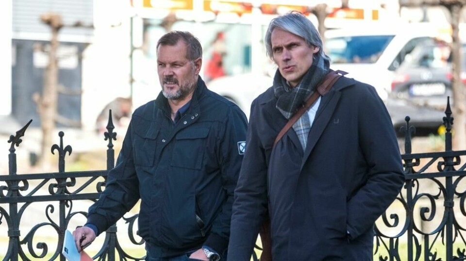 Kjetil Rekdal og hans advokat Erik Flågan ankommer til drøftingsmøtet i Kristiansand.