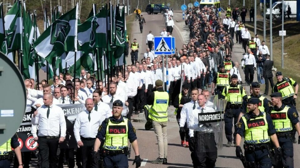 Under politibeskyttelse marsjerte den nazistiska Nordiska motståndsrörelsen i Falun første mai, og de har også vært på snarvisit i Kristiansand. Nå skal de til Gøteborg.