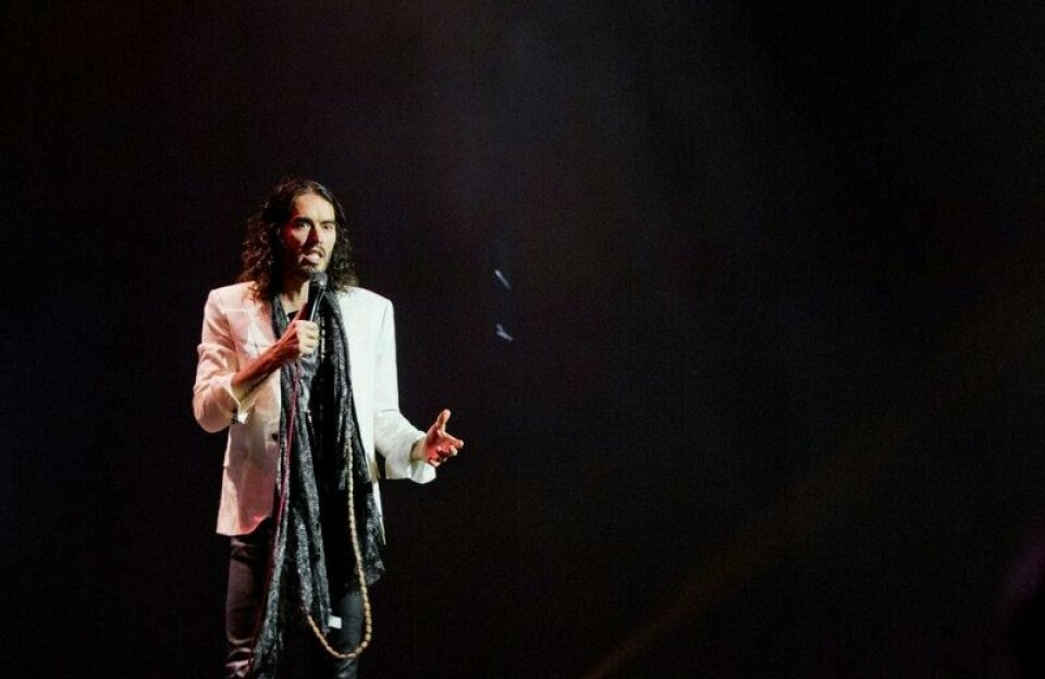 Den britiske stand-up-komikeren Russell Brand under en forestilling på Folketeateret i Oslo i 2013. Arkivfoto: Vegard Grøtt / NTB