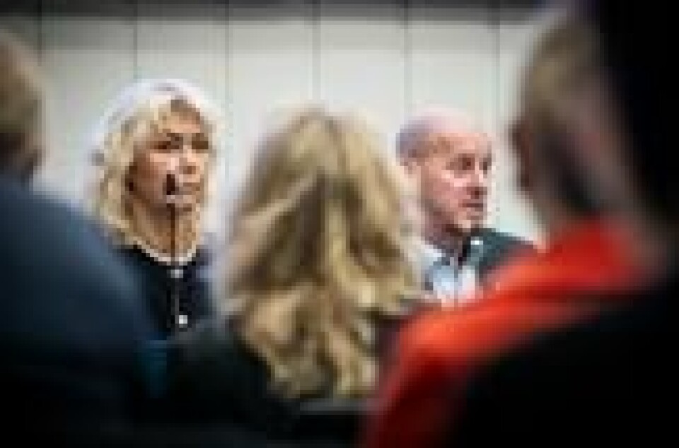 Fylkesvaraordfører Hanne Alstrup Velure (H) og fylkesordfører Thomas Breen (Ap) under behandlingen av skolestrukturen i Innlandet fylkeskommune onsdag. Foto: Ole Berg-Rusten / NTB Fylkesvaraordfører Hanne Alstrup Velure (H) og fylkesordfører Thomas Breen (Ap) under behandlingen av skolestrukturen i Innlandet fylkeskommune onsdag. Foto: Ole Berg-Rusten / NTB