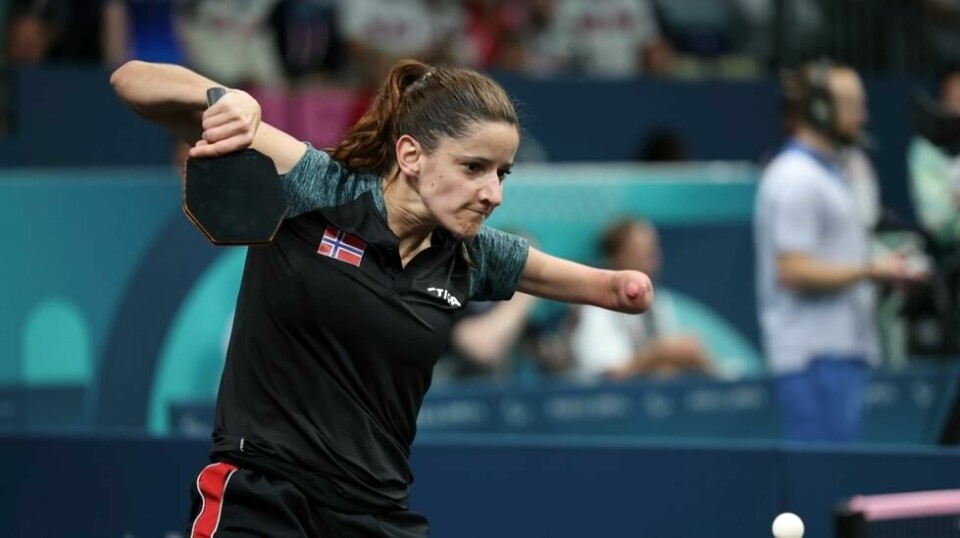 Aida Dahlen måtte se seg slått i finalen i bordtennis i paralympics. Her fra kvartfinalen tidligere i lekene. Foto: Leighton Smithwick / AP / NTB
