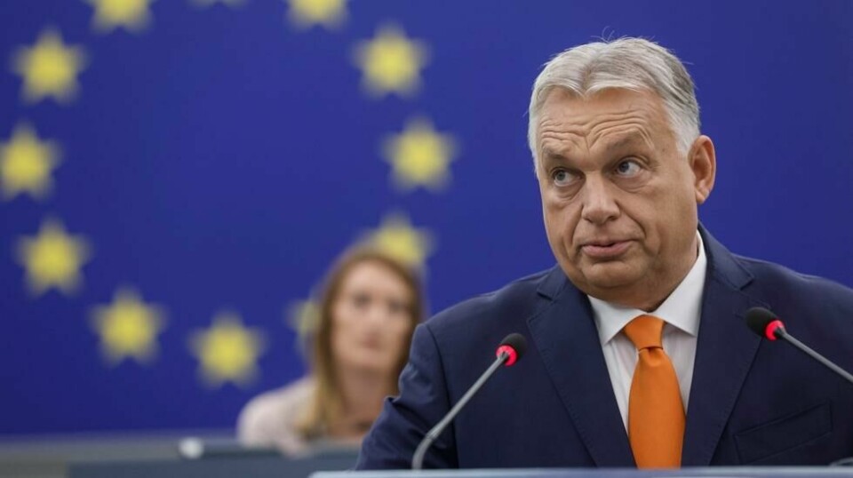 Hard motstand og sviende kritikk var det Ungarns statsminister Viktor Orban ble møtt med i EU-parlamentet onsdag. Foto: AP / NTB