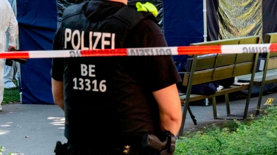 Levningene ble funnet i en park av to turgåere tidligere i november. Onsdag ble en 41 år gammel mann arrestert, mistenkt for drap.