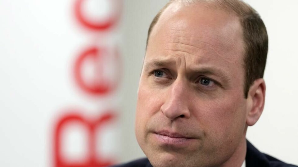 Prins William er fraværende under minnegudstjenesten til gudfaren. Foto: Kin Cheung / AP /NTB