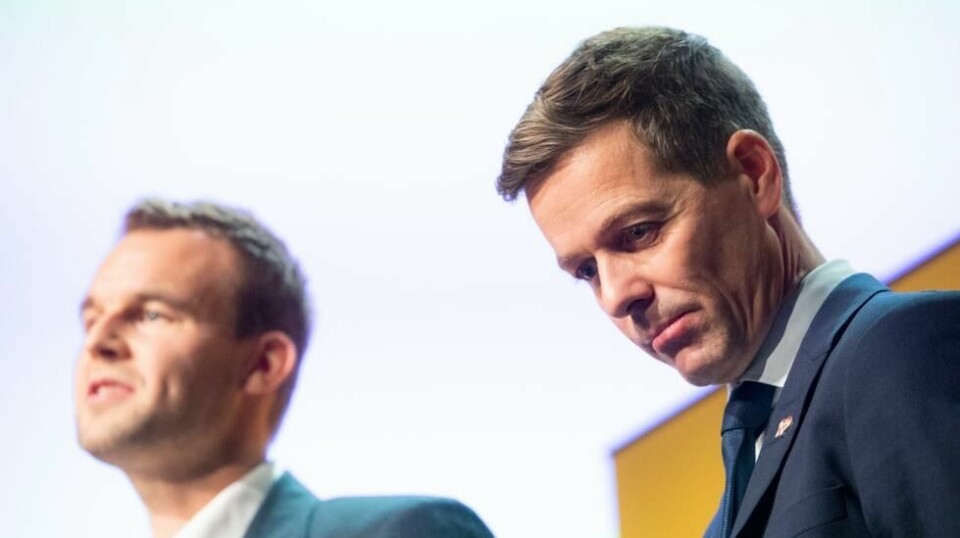 Nestleder Kjell Ingolf Ropstad (t.v.) sin side vant mens forslaget til partileder Knut Arild Hareide om å søke regjeringsmakt med Ap og Sp ble nedstemt under KrFs ekstraordinære landsmøte.