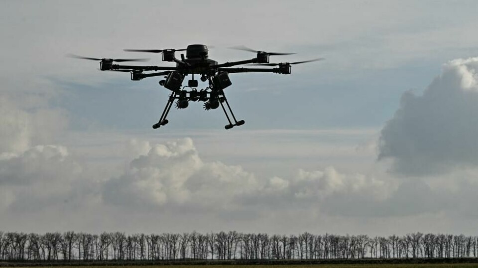 Et ukrainsk drone av typen med påmonterte bombekastergranater ses i luften nær en frontlinje, midt under Russlands angrep på Ukraina, i Zaporizhzhia-regionen i Ukraina 2. februar 2024. Illustrasjonsfoto.