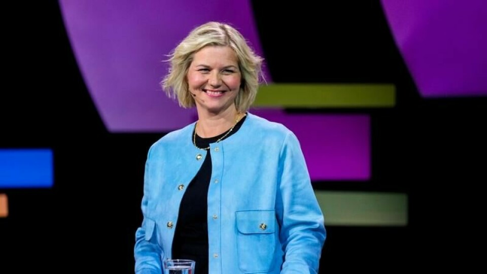 Venstre-leder Guri Melby vil gi mer penger til skoleelevene.