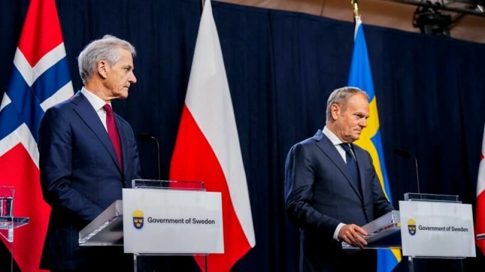 Statsministrene Jonas Gahr Støre (Ap) og Polens Donald Tusk møttes sist i slutten av november på et nordisk-baltisk toppmøte i Sverige. Onsdag kommer Tusk til Norge.