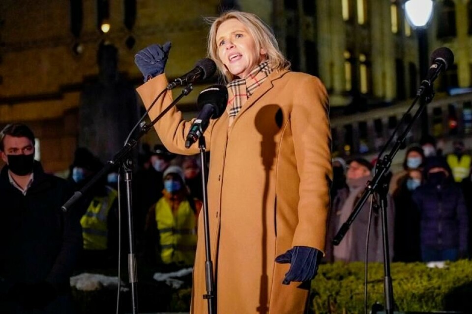 Frp-leder Sylvi Listhaug ble fotfulgt til Stortinget.