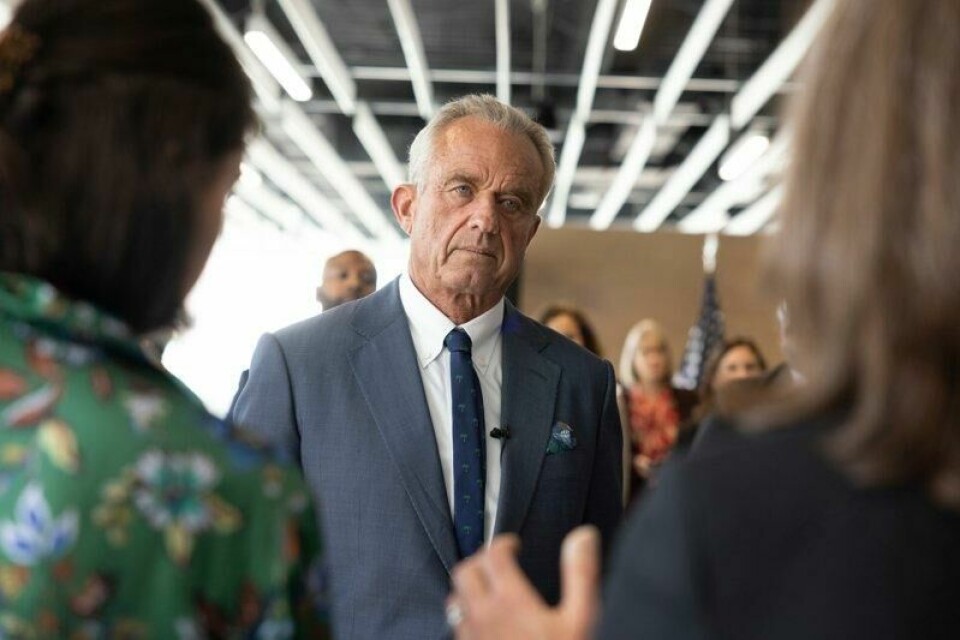USAs helseminister Robert F. Kennedy jr. vil be føderale myndigheter fjerne anbefalingen om å tilsette fluor i drikkevannet.