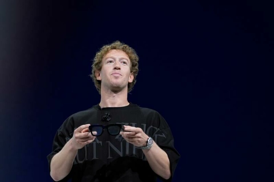 Mark Zuckerbergs selskap Meta gir 1 million dollar til Donald Trump.