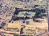 Tempelhøyden i Jerusalem i 2013, hvor det jødiske tempelet lå før. Det ble ødelagt av romerne i år 70. Al-Aqsa-moskeen sees midt i bildet. (Foto: Andrew Shiva/CC BY-SA 4.0 https://creativecommons.org/licenses/by-sa/4.0/ )