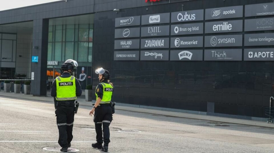 En mann er siktet etter en bombetrussel mot lokalt Nav-kontor i Bergen mandag. Politiet varsler at de skal be om fire uker i varetektsfengsel for mannen. Foto: Silje Katrine Robinson / NTB