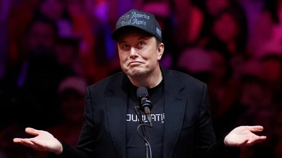 Elon Musk har drevet kampanje for å få Donald Trump valgt. Fredag ble han med i samtalen da Volodymyr Zelenskyj gratulerte USAs neste president. Foto: Evan Vucci / AP / NTB