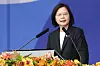 Taiwans president Tsai Ing-wen sier Taiwan ønsker et fredelig og åpent forhold til Kina. Foto: Sam Yeh / AFP / NTB
