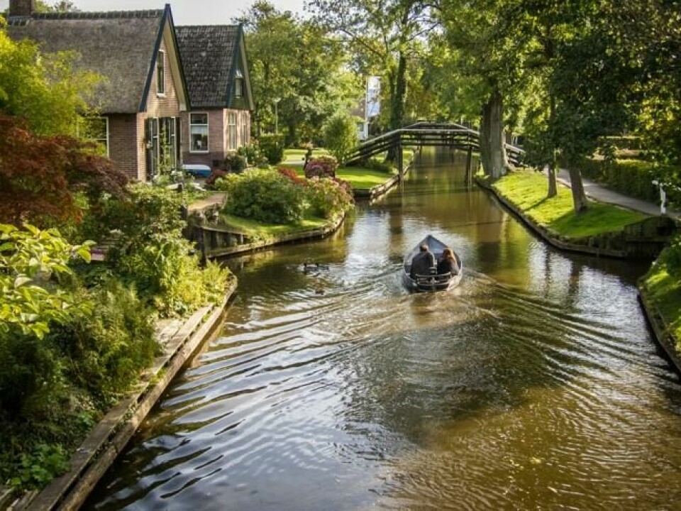 For å komme seg rundt i Giethoorn må man ha båt. For å komme seg rundt i Giethoorn må man ha båt. Foto: PhotoBobil/Flickr/CC