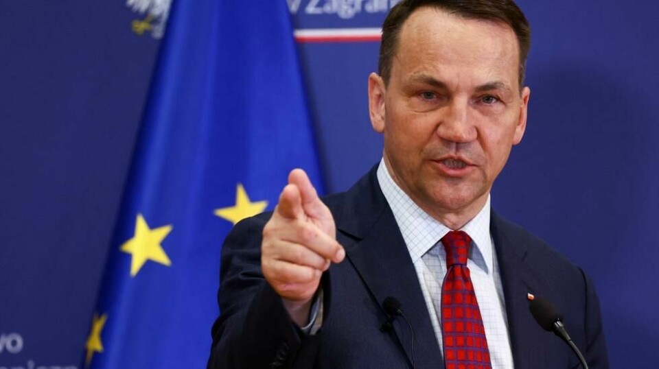 Polens utenriksminister Radoslaw Sikorski hevder USA har kommet med en konkret advarsel til Russland.