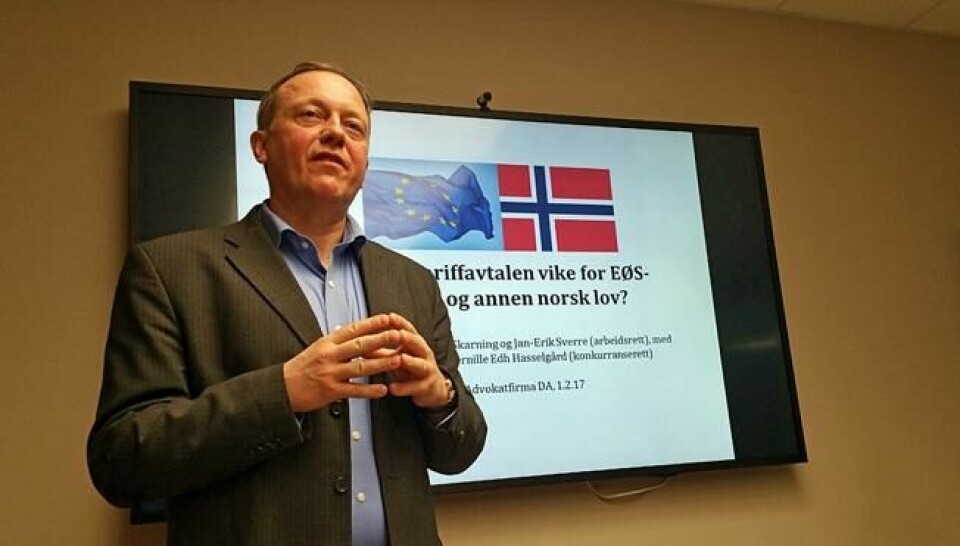 MÅ FØYE SEG: – Høyesterett kan dømme som den vil, men Norge må føye seg etter EFTA-domstolen, sier høyesterettsadvokat Nicolay Skarning. MÅ FØYE SEG: – Høyesterett kan dømme som den vil, men Norge må føye seg etter EFTA-domstolen, sier høyesterettsadvokat Nicolay Skarning. Foto: Thomas Vermes / ABC Nyheter