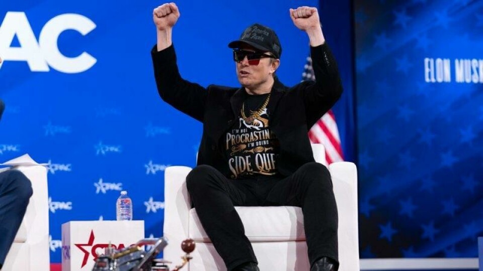 Elon Musk truer igjen amerikanske statsansatte med sparken via epost om de ikke lister opp fem ting de oppnådde forrige uke.