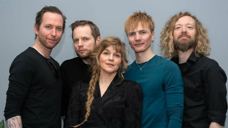 Norges Eurovision-representanter Gåte vurderte å trekke seg fra konkurransen «fram til siste sekund, avslører gitarist Magnus Børmark (nummer to fra høyre). Foto: Terje Bendiksby / NTB