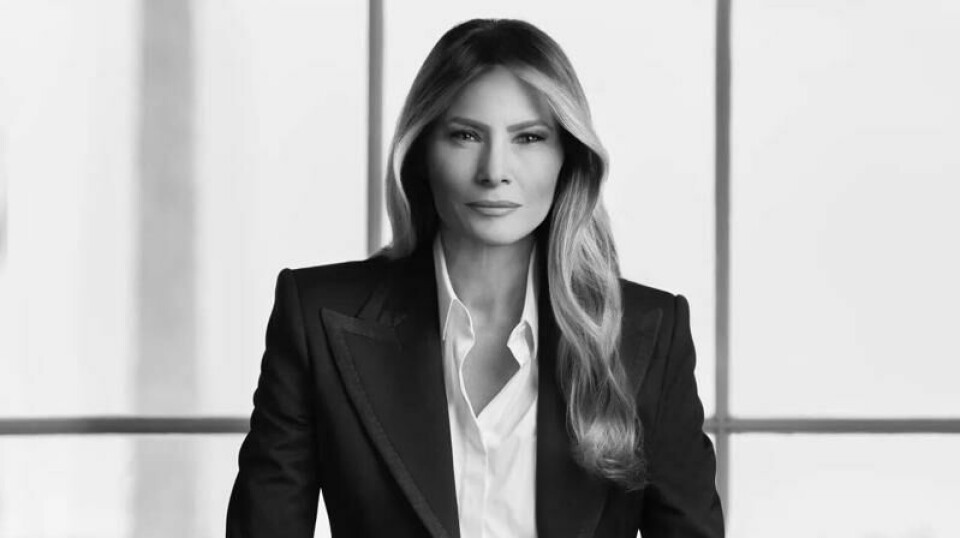 Det offisielle portrettet av førstedamen Melania Trump.