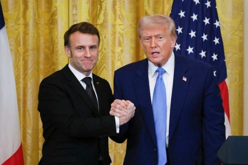 Frankrikes president Emmanuel Macron har invitert europeiske forsvarssjefer til Paris i kjølvannet av USA-president Donald Trumps forsøk på å få på plass en fredsavtale i Ukraina. Her under et møte i Washington i slutten av februar. Frankrikes president Emmanuel Macron har invitert europeiske forsvarssjefer til Paris i kjølvannet av USA-president Donald Trumps forsøk på å få på plass en fredsavtale i Ukraina. Her under et møte i Washington i slutten av februar. Foto: Ludovic Marin/Pool via AP/NTB