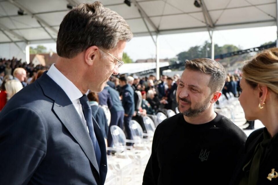 Rutte må også forvente å få nye bønner om våpenstøtte fra Ukraina, som allerede har begynt å forberede seg på en ny vinter med russisk aggresjon. Rutte må også forvente å få nye bønner om våpenstøtte fra Ukraina, som allerede har begynt å forberede seg på en ny vinter med russisk aggresjon. Foto: Ludovic Marin / AFP