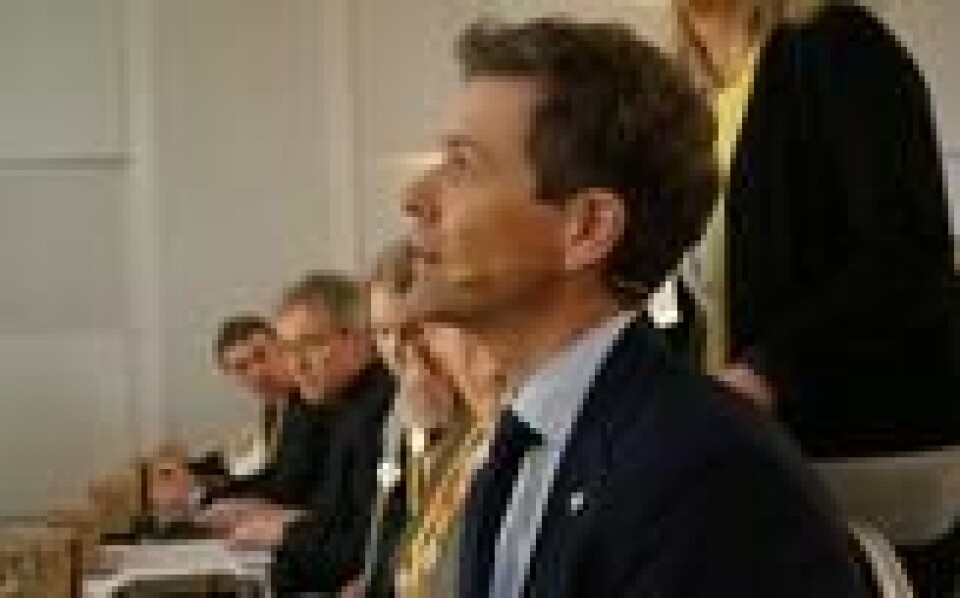 KrF-leder Knut Arild Hareide tar til orde for endringer i norsk asylpolitikk. KrF-leder Knut Arild Hareide tar til orde for endringer i norsk asylpolitikk. Foto: Mads Fremstad / ABC Nyheter