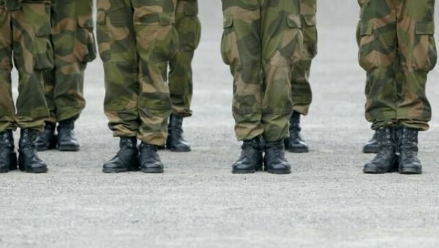 Forsvaret skal oppgraderes med modulbaserte kampvester, men de er forsinket og det er ikke bestilt nok.