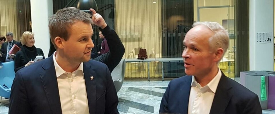 KLIMA-DRAMA: Uten kraftige klimatiltak kan framtida bli dramatisk for kommende generasjoner, mener KJell Ingolf Ropstad (KrF, til venstre) og Jan Tore Sanner (H). KLIMA-DRAMA: Uten kraftige klimatiltak kan framtida bli dramatisk for kommende generasjoner, mener KJell Ingolf Ropstad (KrF, til venstre) og Jan Tore Sanner (H). Foto: Thomas Vermes / ABC Nyheter
