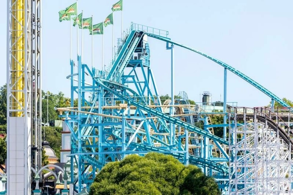 En kvinne døde på berg-og-dal-banen Jetline på Gröna Lund i fjor sommer.