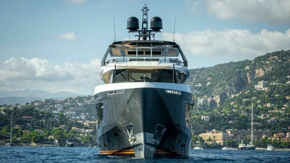 «Oculus» er en explorer yacht av typen Numarine 37XP, og den typiske massive baugen gjør den til et imponerende skue.