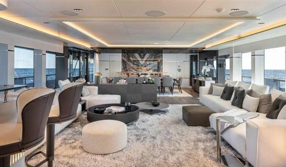 Det italienske designstudio Hot Lab har signert interiøret ombord i «Oculus», og resultatet er virkelig lekkert. Foto: Numarine Det italienske designstudio Hot Lab har signert interiøret ombord i «Oculus», og resultatet er virkelig lekkert. Foto: Numarine