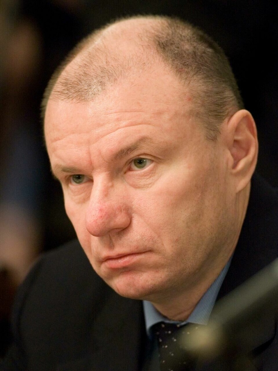 SVOVELMILLIARDÆREN: Vladimir Potanin, her på et bilde fra 2007, tjener store penger på å forurense Arktis ved å produsere nikkel og palladium, som blant annet brukes til elbiler. SVOVELMILLIARDÆREN: Vladimir Potanin, her på et bilde fra 2007, tjener store penger på å forurense Arktis ved å produsere nikkel og palladium, som blant annet brukes til elbiler. Foto: Alexander Zemlianichenko / AP/NTB scanpix