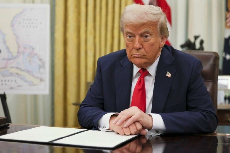 USAs president Donald Trump ønsker tilgang på mineraler i Ukraina og Russland. USAs president Donald Trump ønsker tilgang på mineraler i Ukraina og Russland. Foto: Pool via AP / NTB