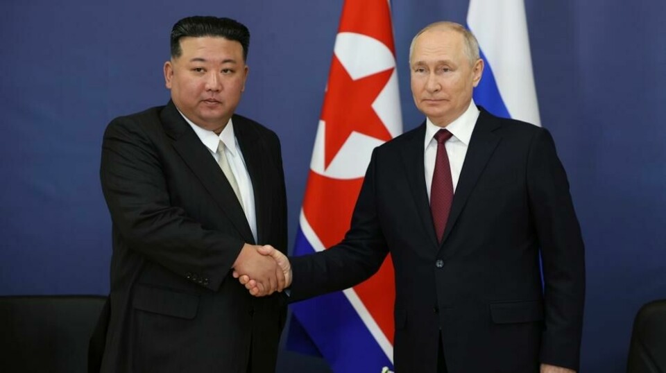 Nord-Koreas leder Kim Jong-un møtte Russlands president Vladimir Putin på Vostotsjnyj-kosmodromen, en russisk oppskytingsbase for satellitter og romfartøy, i Amur-regionen øst i Russland i september i fjor. Nå ventes de to å møtes igjen. Foto: Vladimir Smirnov / Sputnik / AP / NTB