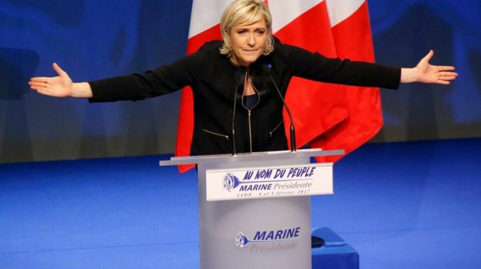 Det er ikke riktig at mennesker utestenges fra politikken, uttaler amerikansk UD etter dommen mot franske Marine Le Pen, som kan bli utestengt fra presidentvalget i 2027 for å ha misbrukt EU-midler. Arkivfoto: Michel Euler / AP / NTB
