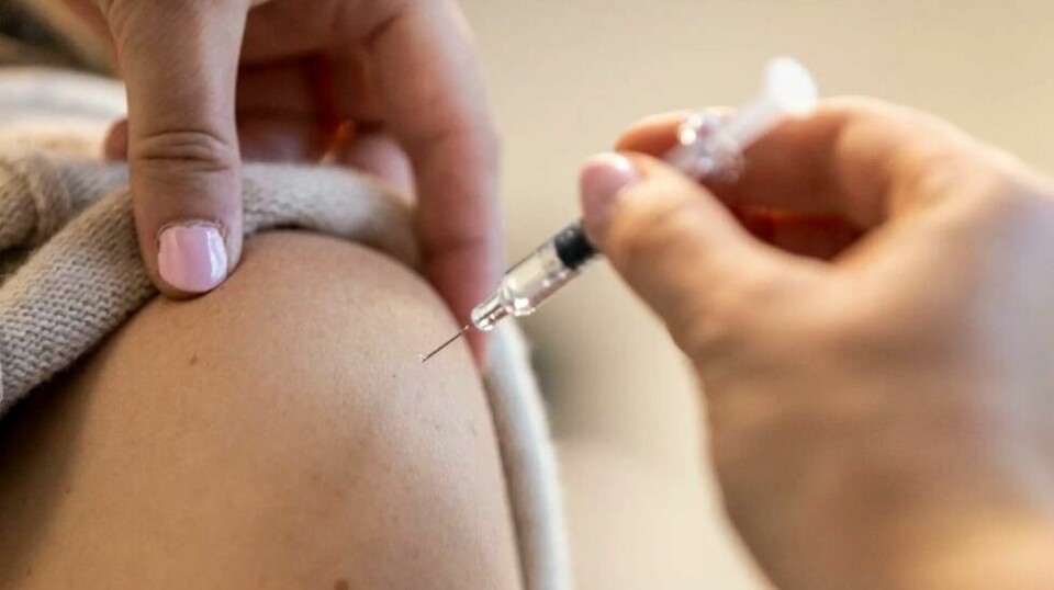 Noen år dør så mange som 2000 mennesker av influensa i Norge. Mange kunne ha blitt reddet av en vaksine.