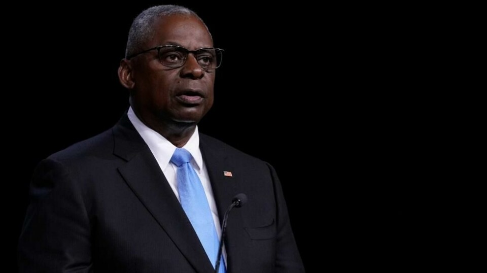 USAs forsvarsminister Lloyd Austin er sikker på at milits med støtte fra Iran sto bak mandagens rakettangrep mot en flybase i Irak. Foto: Susan Walsh / AP / NTB