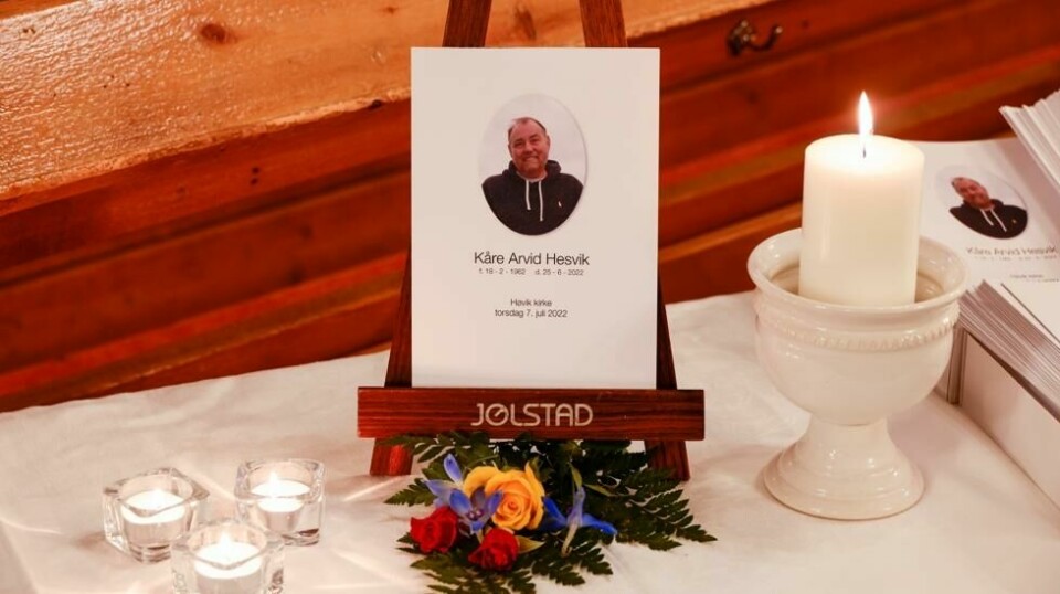 Kåre Hesvik ble skutt og drept 25. juli 2022 da Zaniar Matapour fyrte løs mot feststemte mennesker. Torsdag ble Hesvik minnet under straffesaken i Oslo tingrett. Bildet er fra bisettelsen Høvik kirke. Foto: Geir Olsen / NTB
