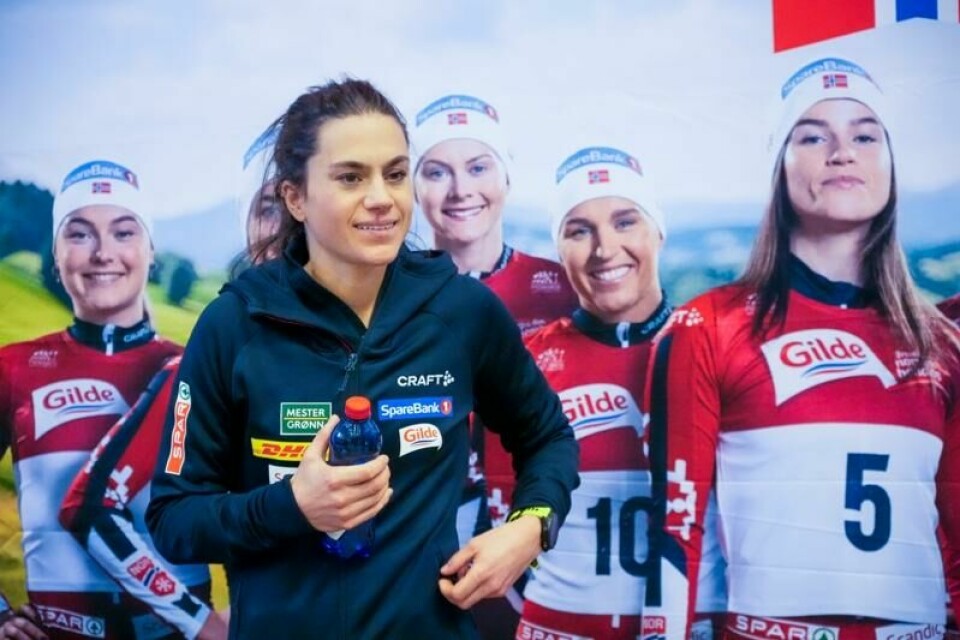 Heidi Weng på pressetreffet før sesongåpningen i langrenn på Beitostølen.