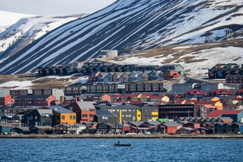 – Påstandene om at Norge bruker Svalbard til såkalt «dual use» er helt grunnløse, sier Kari Aga Myklebost, professor i historie ved UiT Norges arktiske universitet, til Dagbladet.