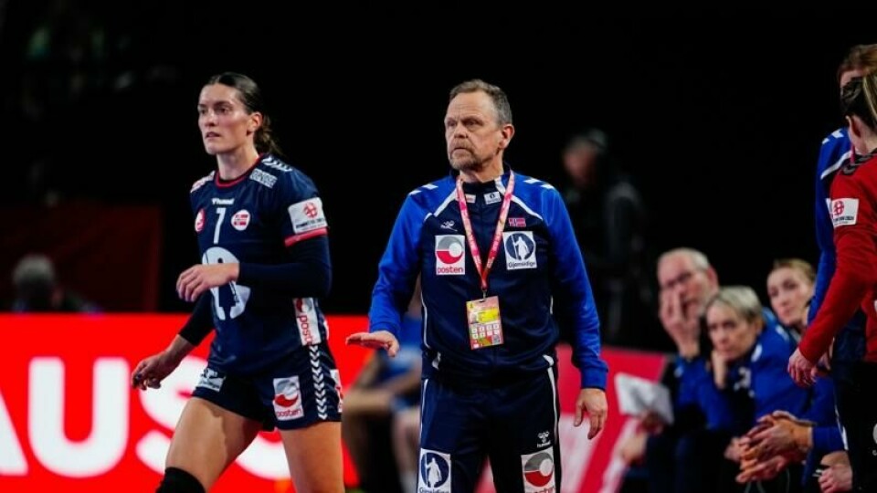 Norges landslagssjef Thorir Hergeirsson forbereder seg til kamp mot Sveits onsdag, men fredagens semifinaleplass er allerede spikret.