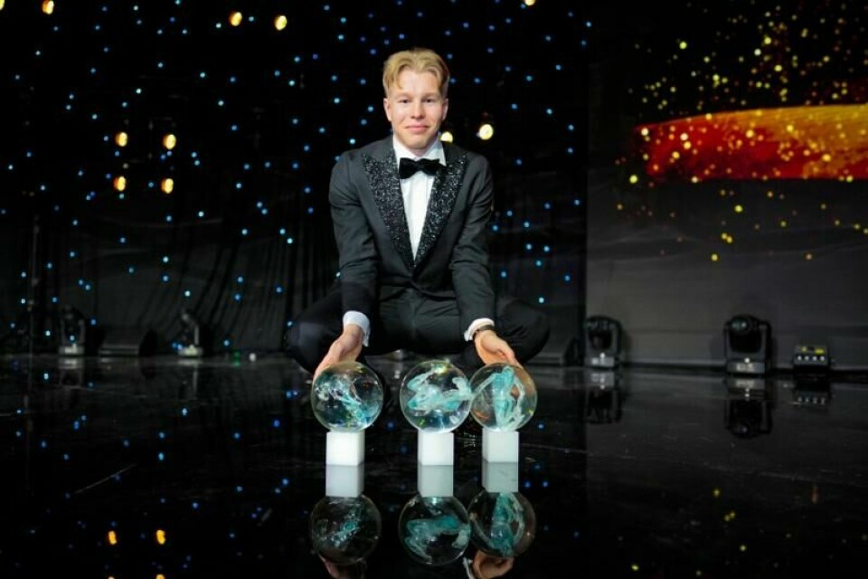 Markus Rooth hamstret priser under idrettsgallaen 2025 i Trondheim spektrum.