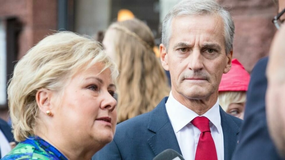 Statsminister Erna Solberg og leder i Arbeiderpartiet, Jonas Gahr Støre intervjues etter valgkampens første duell mellom de to i Oslo onsdag.